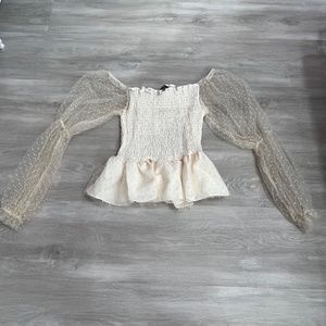 Blouse lace